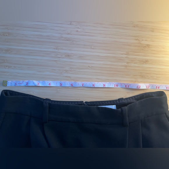 Aritzia Babaton Enterprise Skirt - Picture 5 of 5